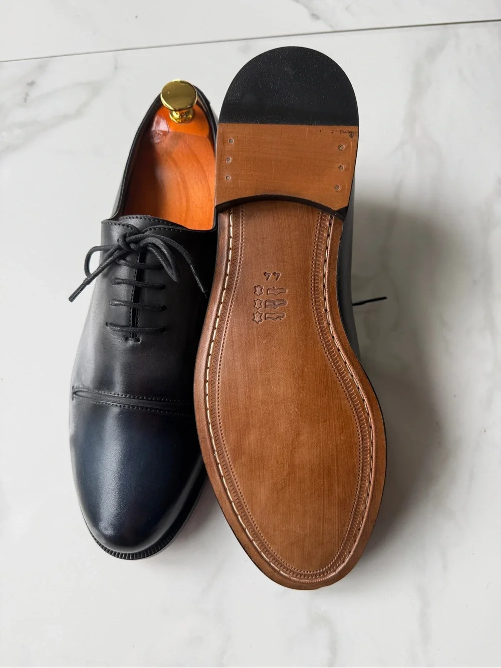 Men's Black Leather Cap-Toe Oxfords - Polished Lace-Up Dress Shoes